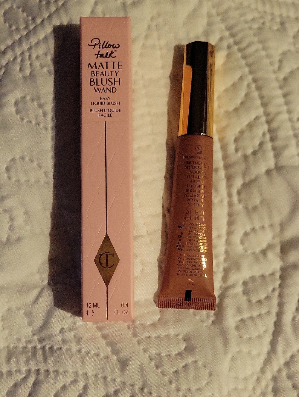Charlotte Tilbury Pillow Talk Matte Blush Wand — Soft Pink & Gold Accents